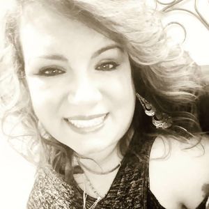 Meet your Posher, Christie